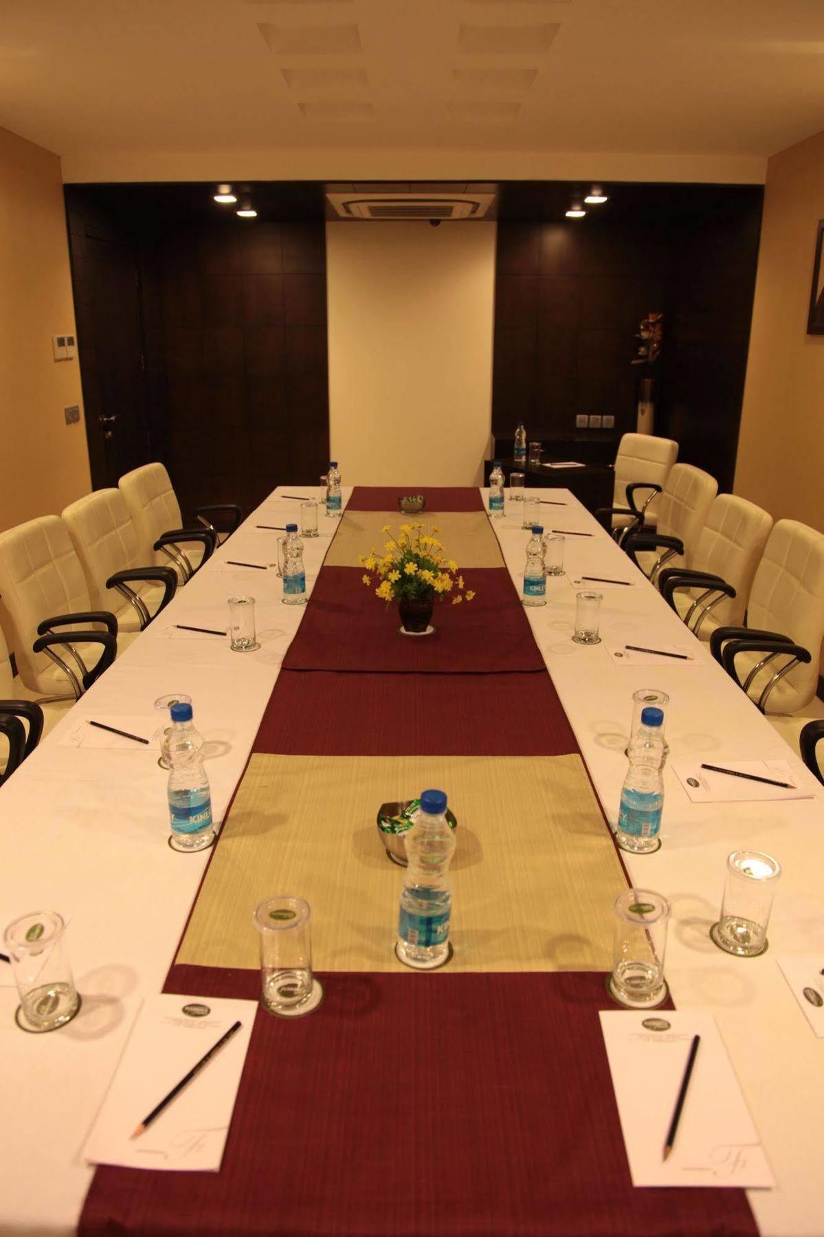 Hotel Florence Nuova Delhi Esterno foto