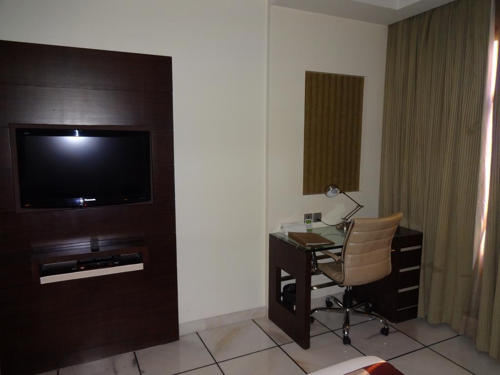 Hotel Florence Nuova Delhi Esterno foto